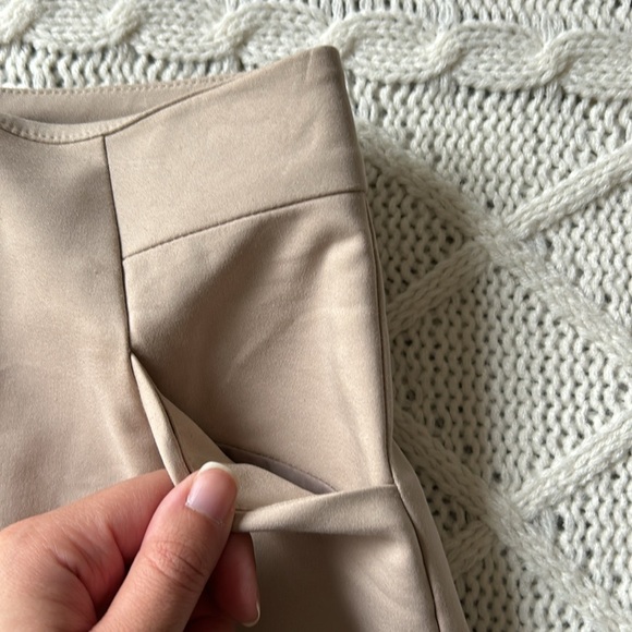 H&M Beige Pencil Skirt - Picture 2 of 4